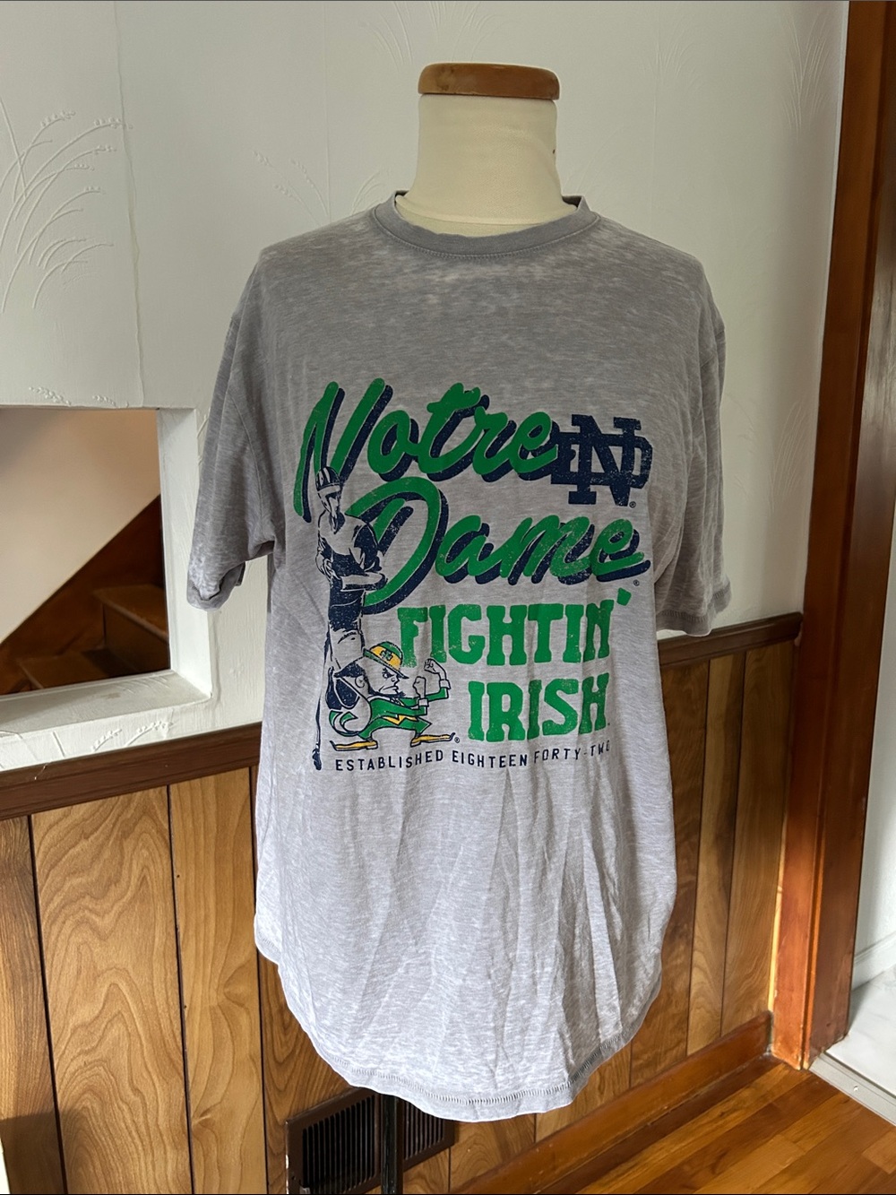 Notre Dame Fighting Irish Gray Short Sleeve Graphic Tee
